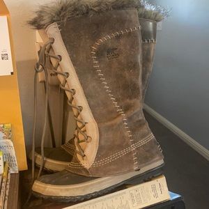 Sorel waterproof boots